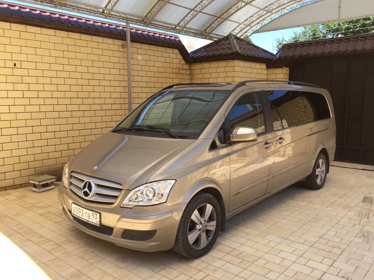 Mercedes Viano
